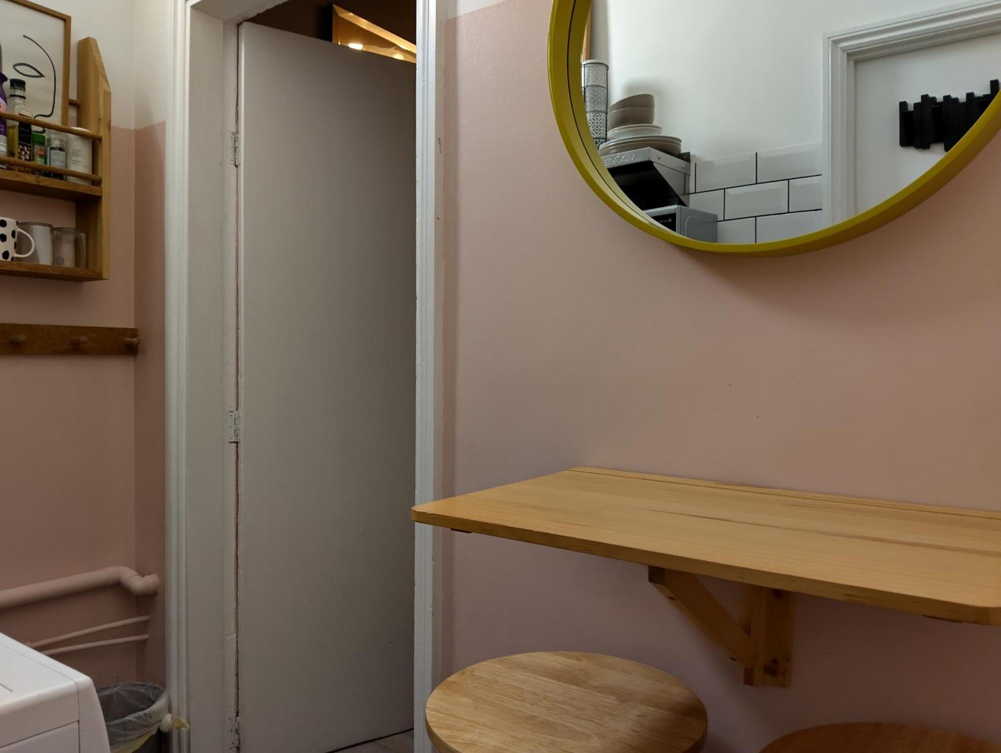 Tiny Space Zone 1 Londra